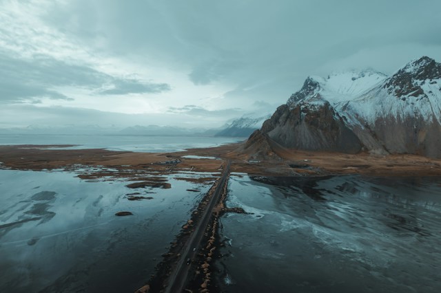 Nes og höfðar