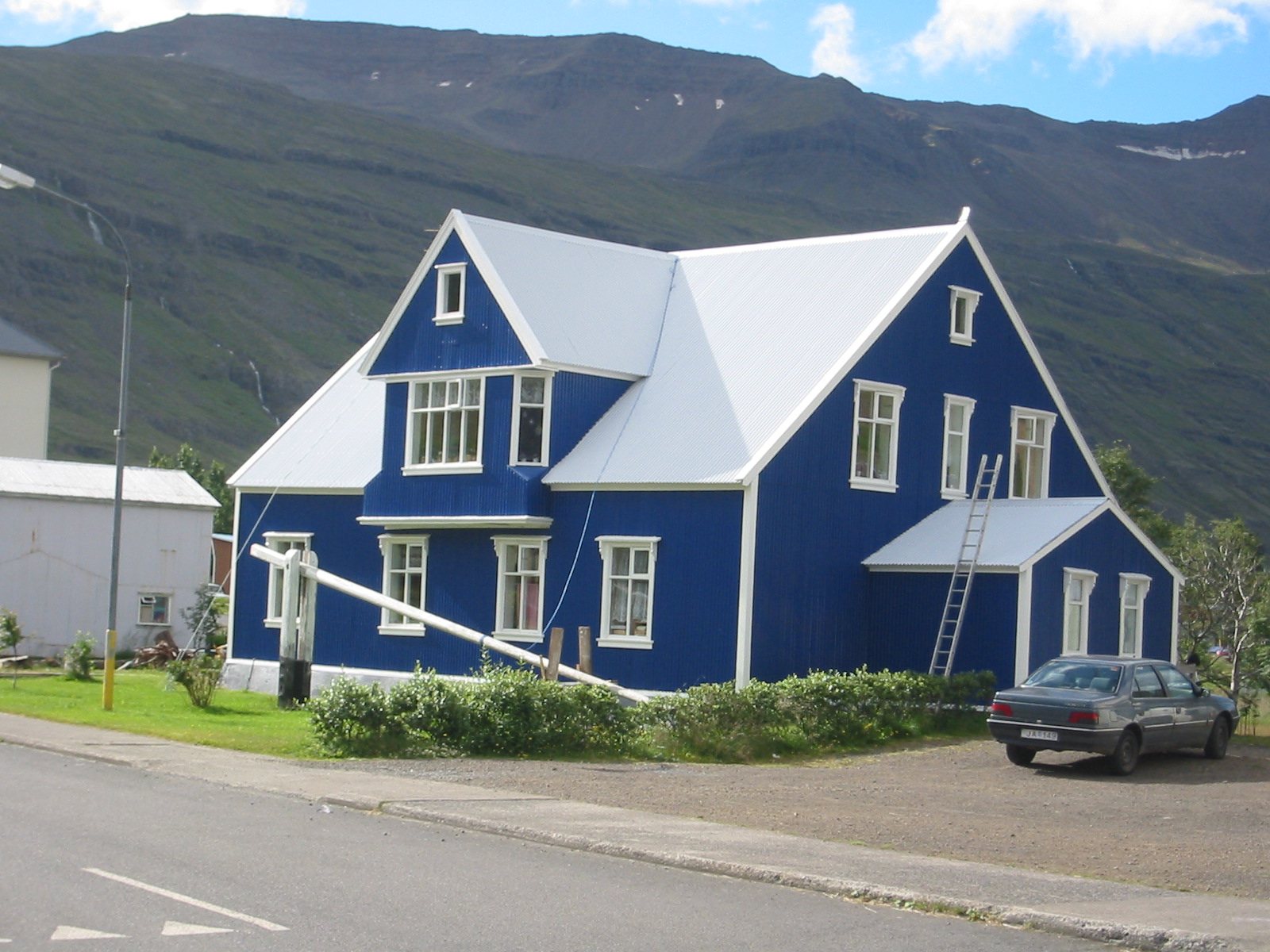 Seyðisfjörður og nágrenni tjaldsvæðisins