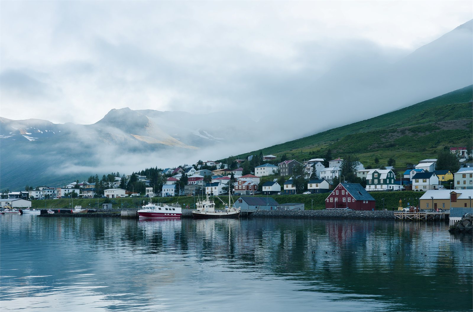 Siglufjörður og nágrenni tjaldsvæðisins