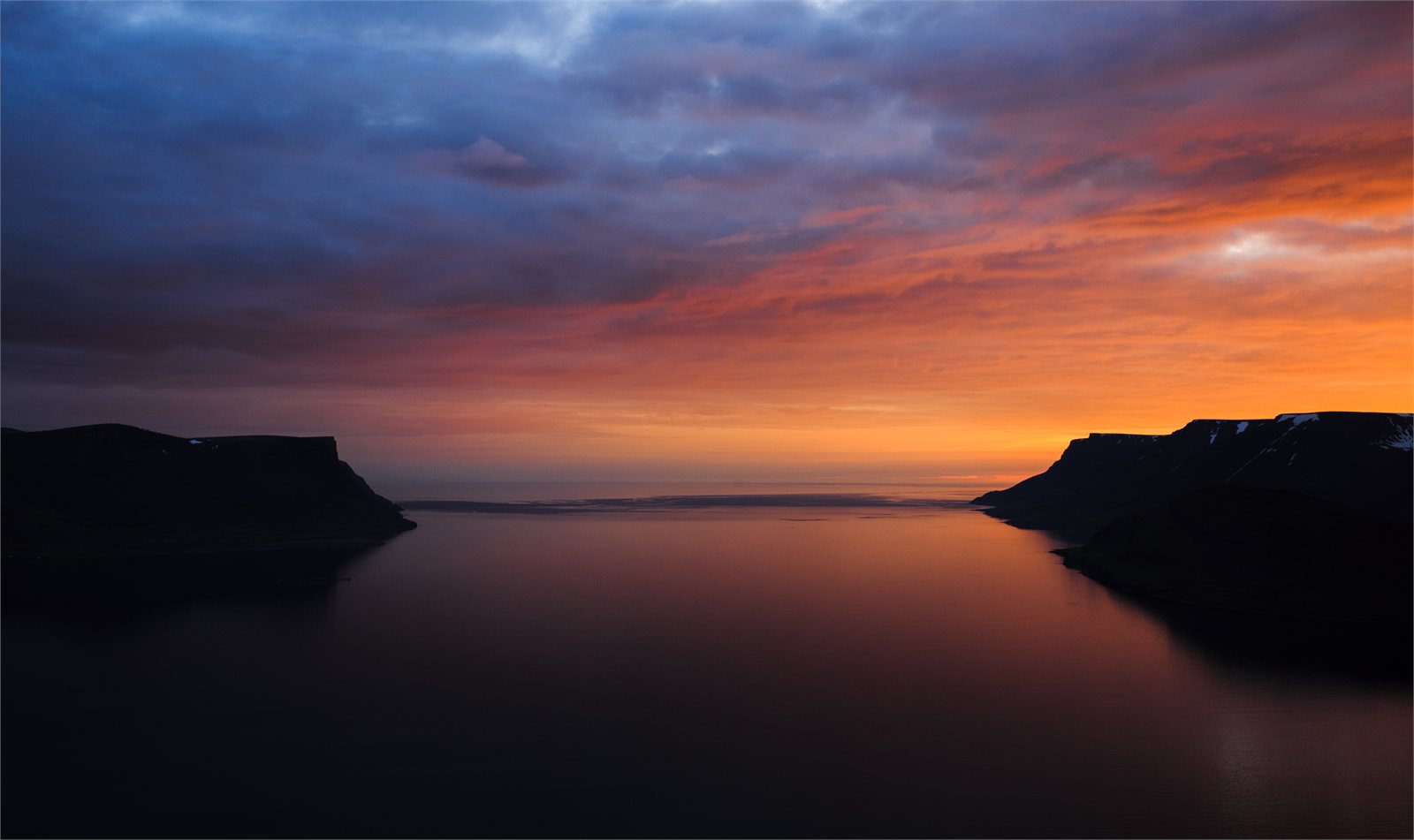 Þingeyri og nágrenni tjaldsvæðisins