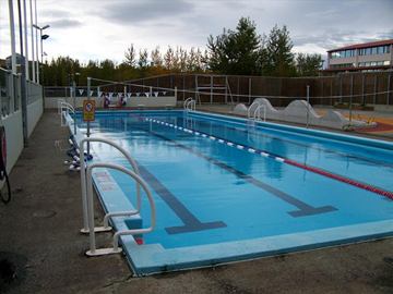 Varmárlaug