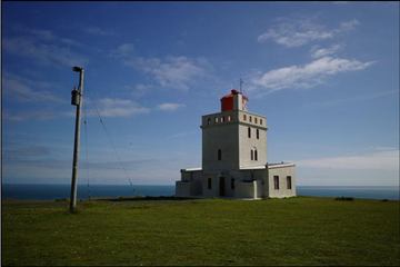 Dyrhólaeyjar Lighthouse