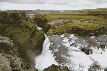 Nafnlausi fossin