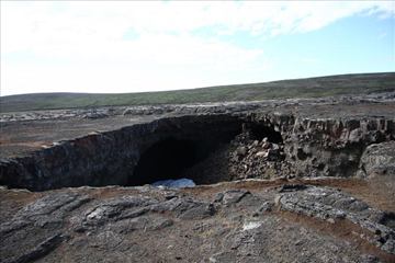 Surtshellir