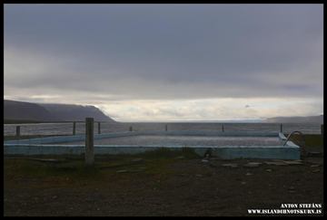 Reykjafjarðarlaug steypt