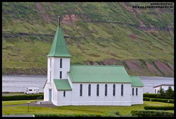 Suðureyrar Church