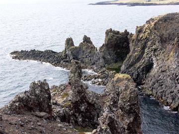 Arnarstapi and Hellnar Coast Nature Reserve