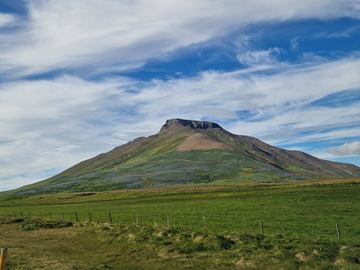 Spákonufell